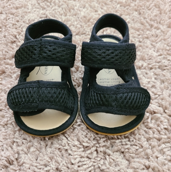 ENERCAKE Other - Infant Sandals 3-6 month